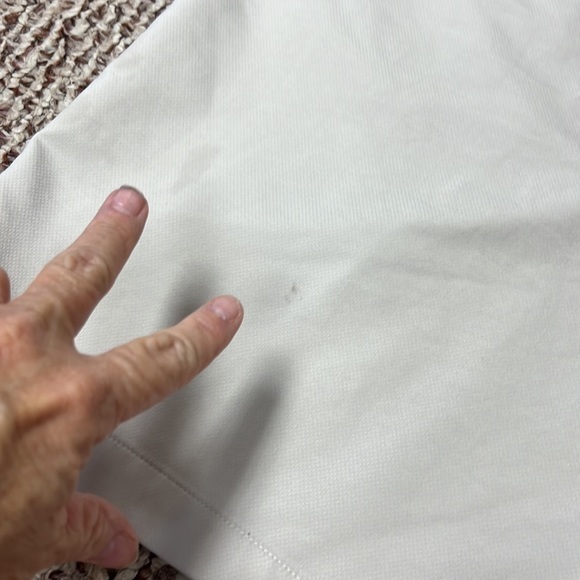 Johnnie-O golf shorts - Picture 8 of 12